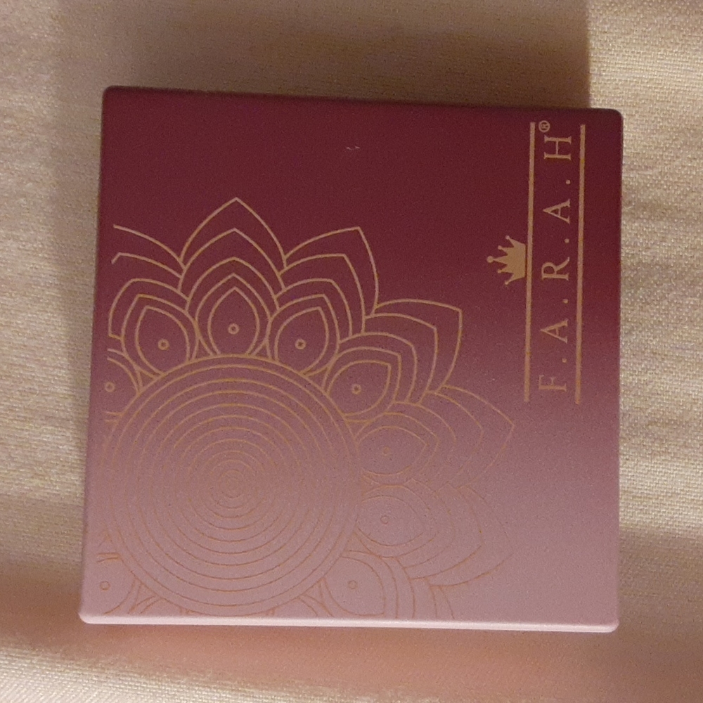 F.A.R.A.H Mini Eyeshadow